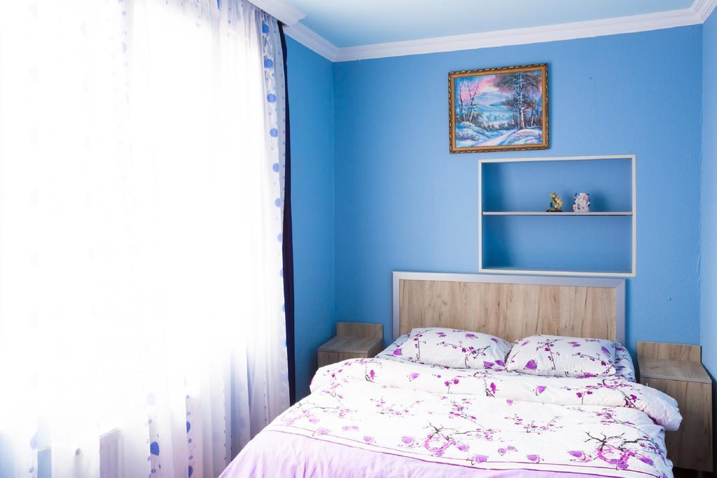 Apartment Квартира У Старого Бульвара *