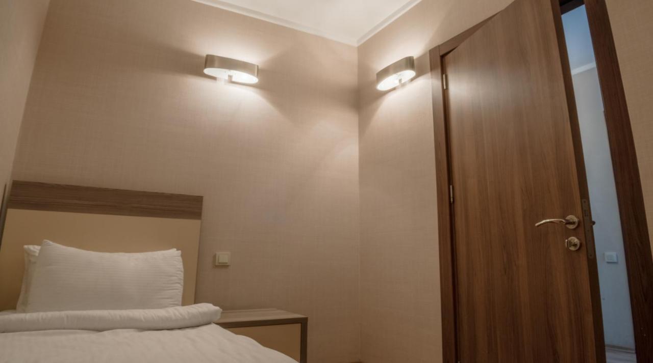 Silk Road Batumi Aparthotel 3*